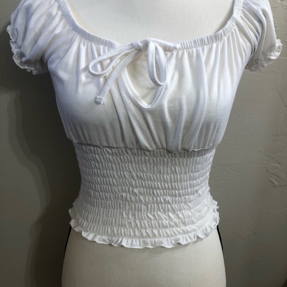 White top. Never been worn tag still on